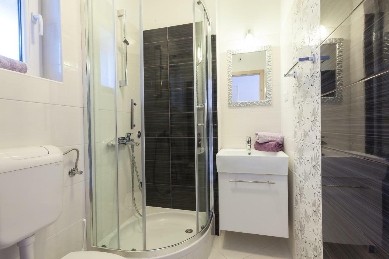 Apartmani Pasalic Tučepi Exteriör bild
